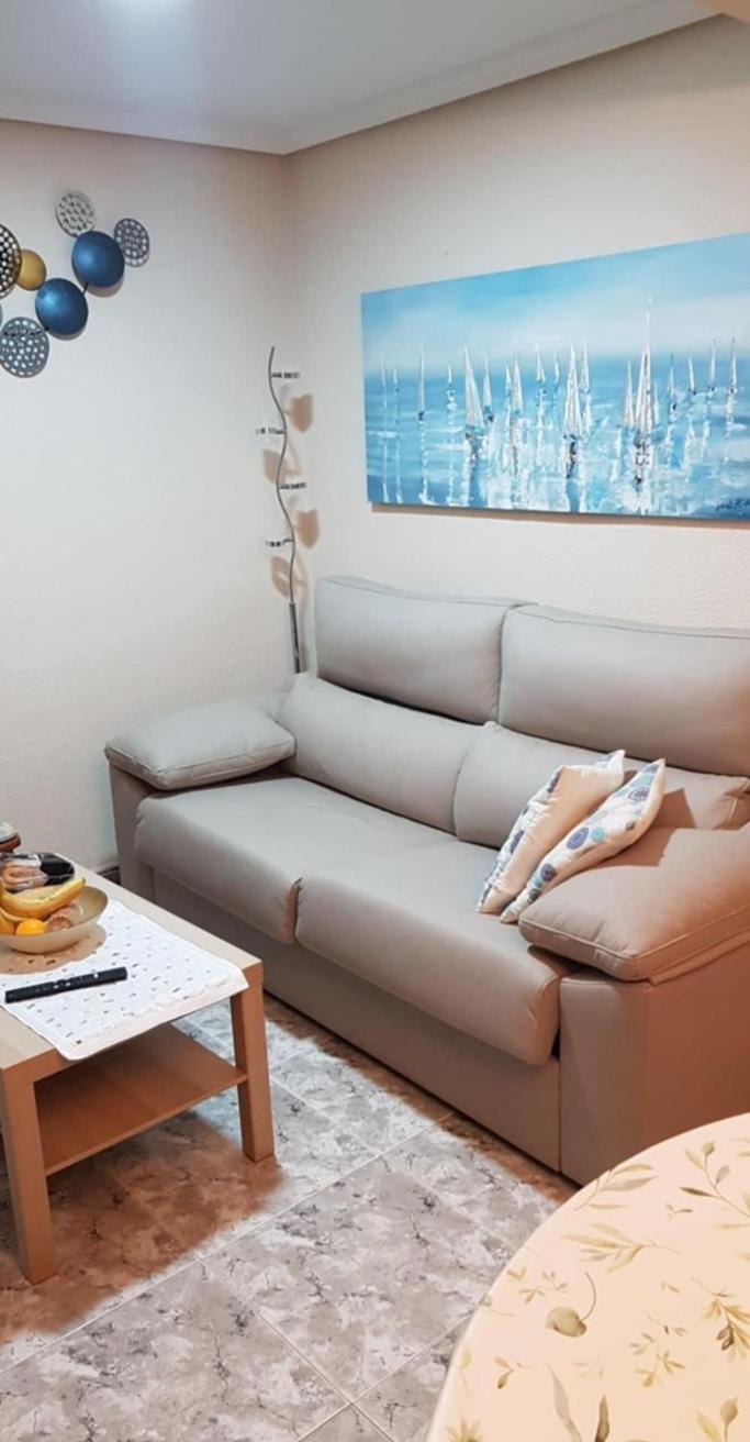 Cozy Apartment Just 8 Min Walk From The Beach! Benidorm Exterior photo
